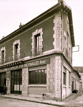 Black and white photo of a mathieu teisseire distillery 